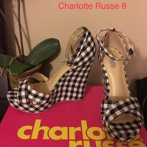 Black and white checkered wedges